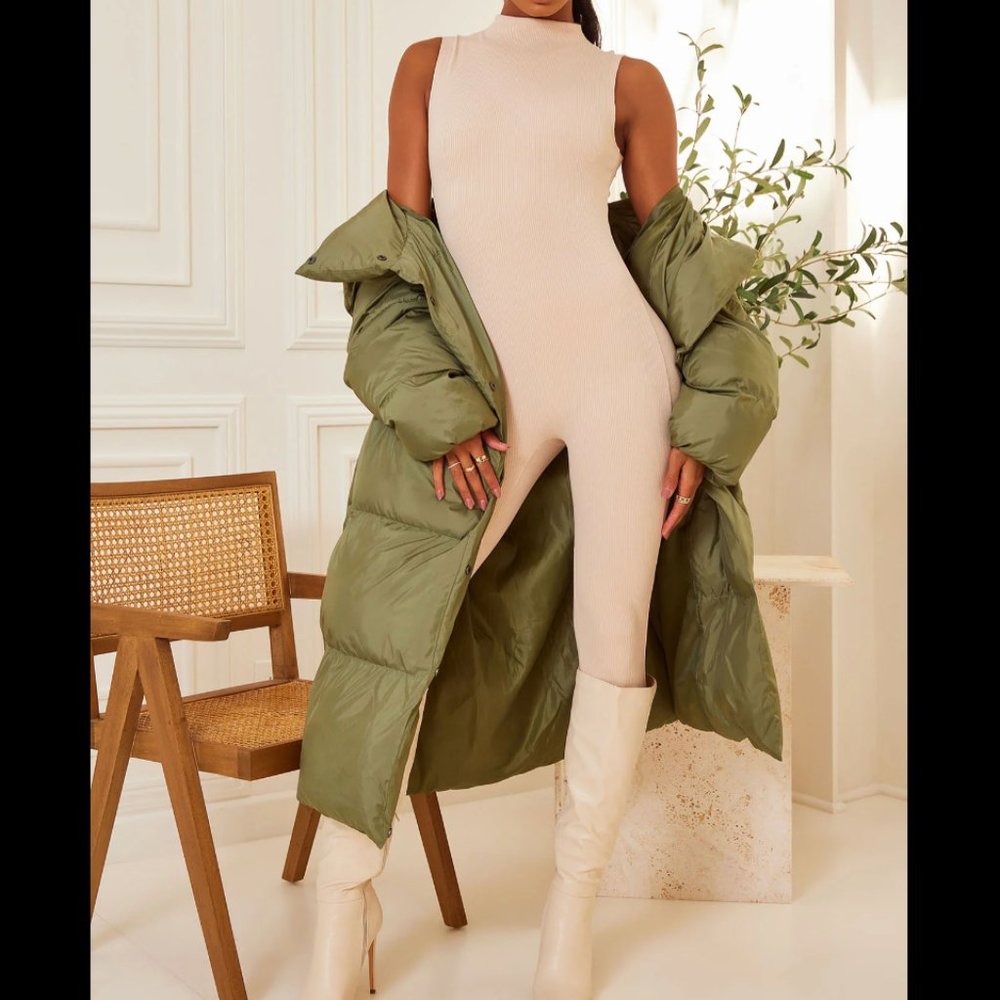 Sleevlees Snatched Jumpsuit- Cream